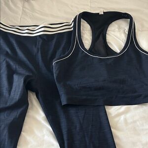 Splits59 navy heathered striped workout set size L